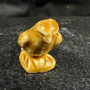 Vintage Wade Whimsies Bird Figurine Porcelain Miniature Made in England Tan